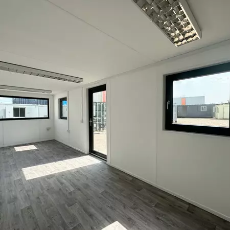 OFICINA CONTENEDOR DE 7,3 X 2,7 M - Imagen 6